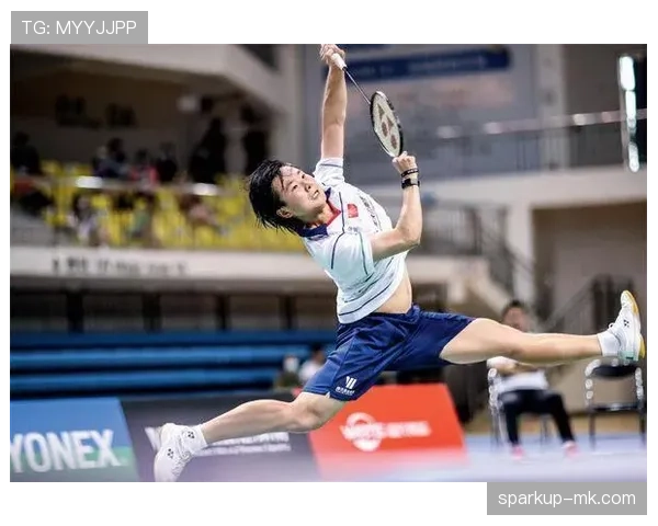 何冰娇出场时连早餐都得一口不沾，这自律反差也太像明星私生活了吧