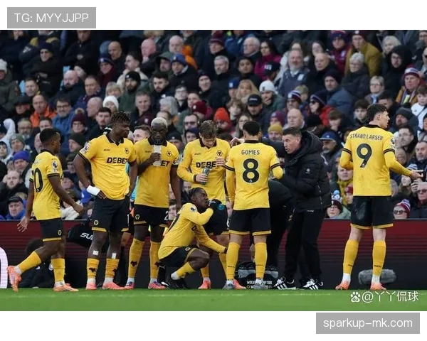 曼联难以掌控比赛节奏，问题聚焦于节奏把控而非技术能力